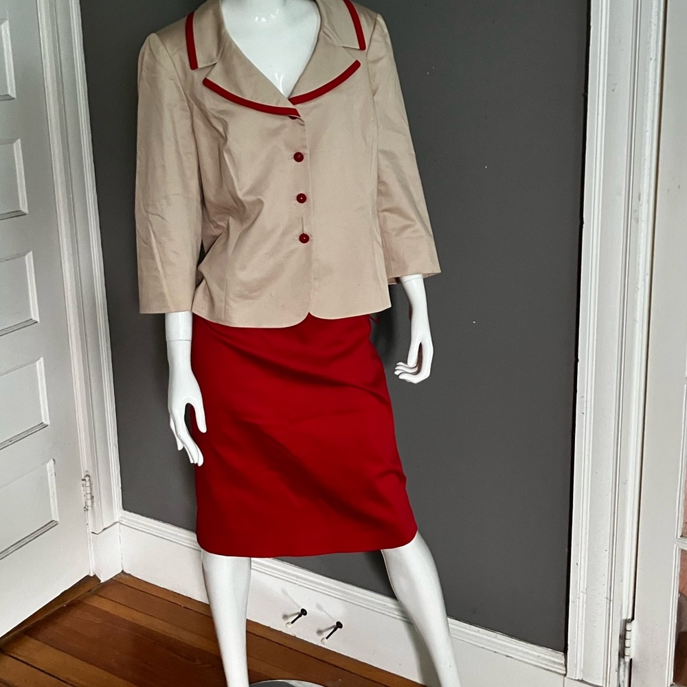 Tahari Plus Size Jacket Skirt Set